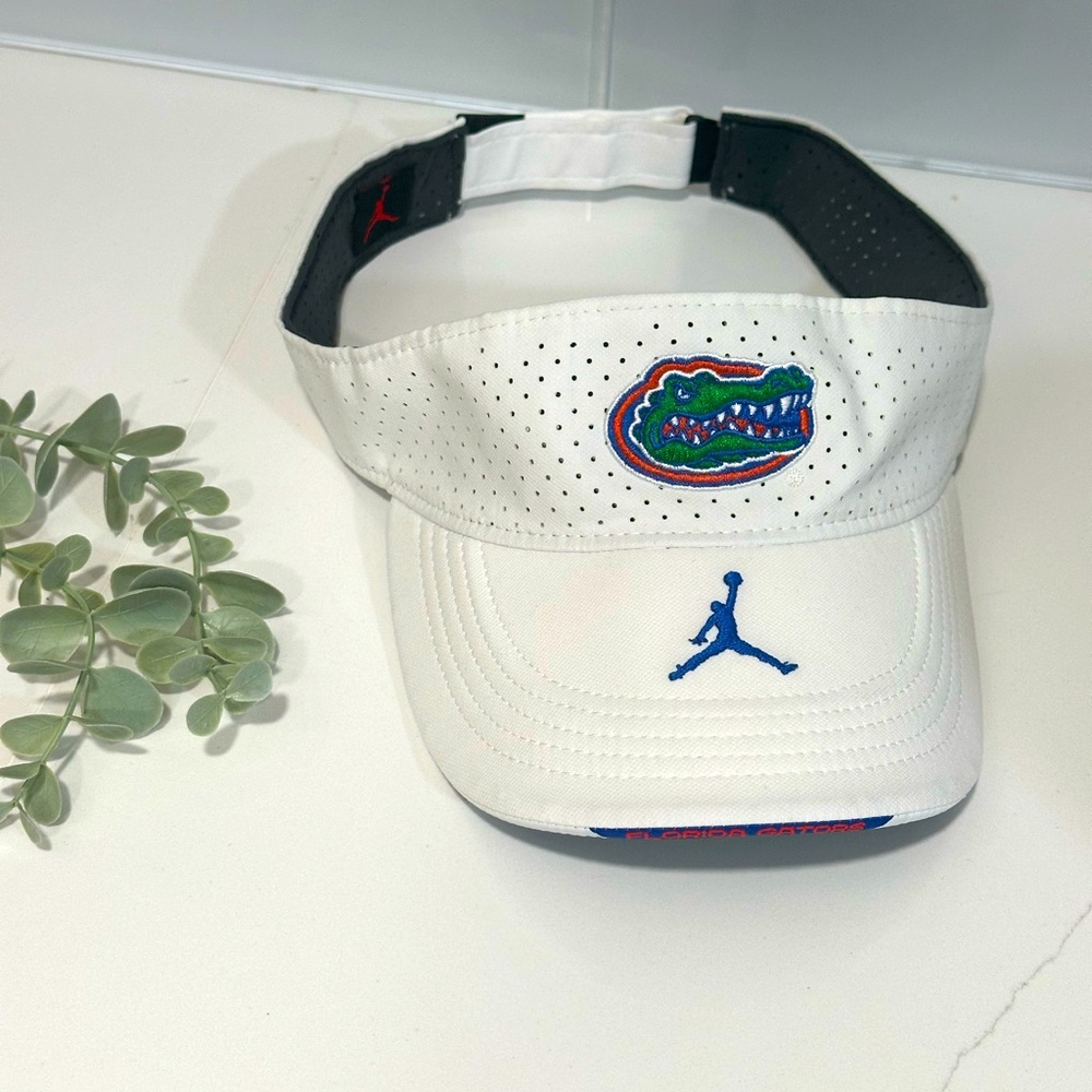 Nike Jordan Florida Gators Visor White Men On Field Adjustable Team Issue Hat